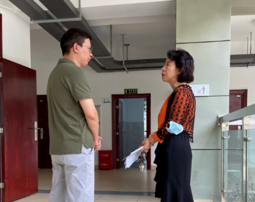 学院领导推门听课,助推青年教师成长