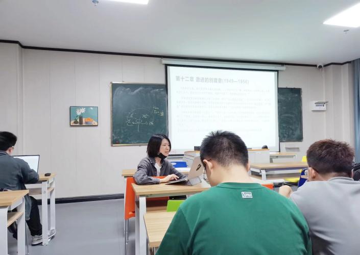 历史文化学院举办第九期“海翰史学沙龙”：研究生读书分享会